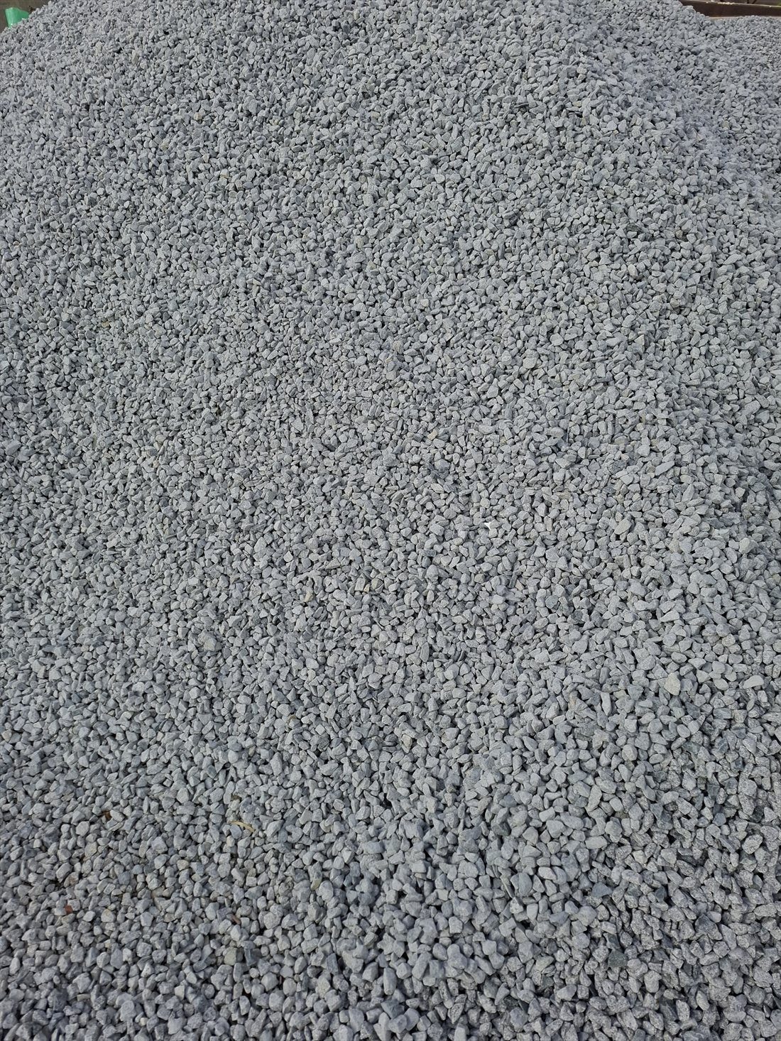 Blue Metal Aggregate (20mm) in use on a Perth job, supplied and delivered across Perth by Red Sand Supplies