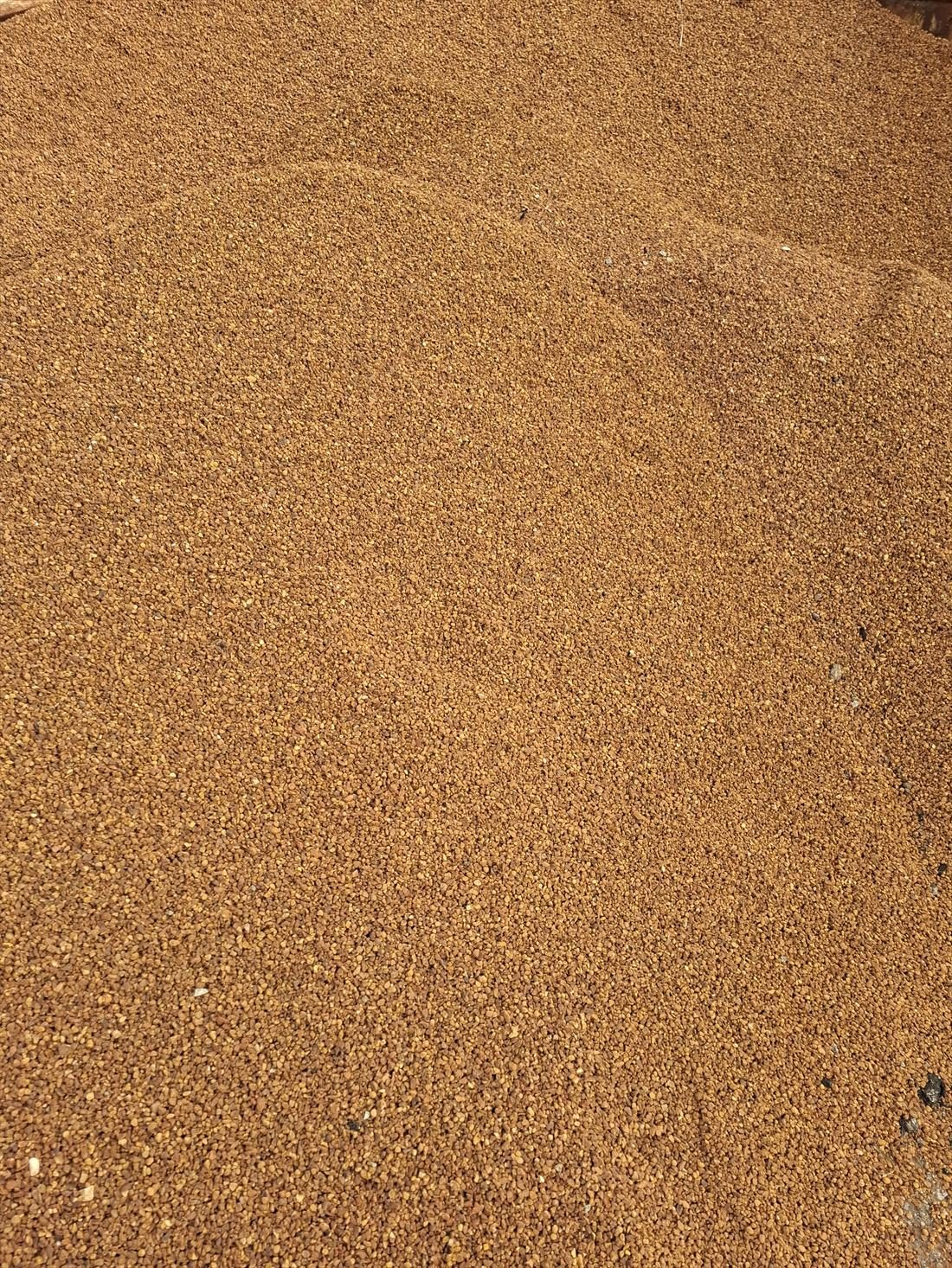 Crushed Gravel (5mm) in use on a Perth job, supplied and delivered across Perth by Red Sand Supplies