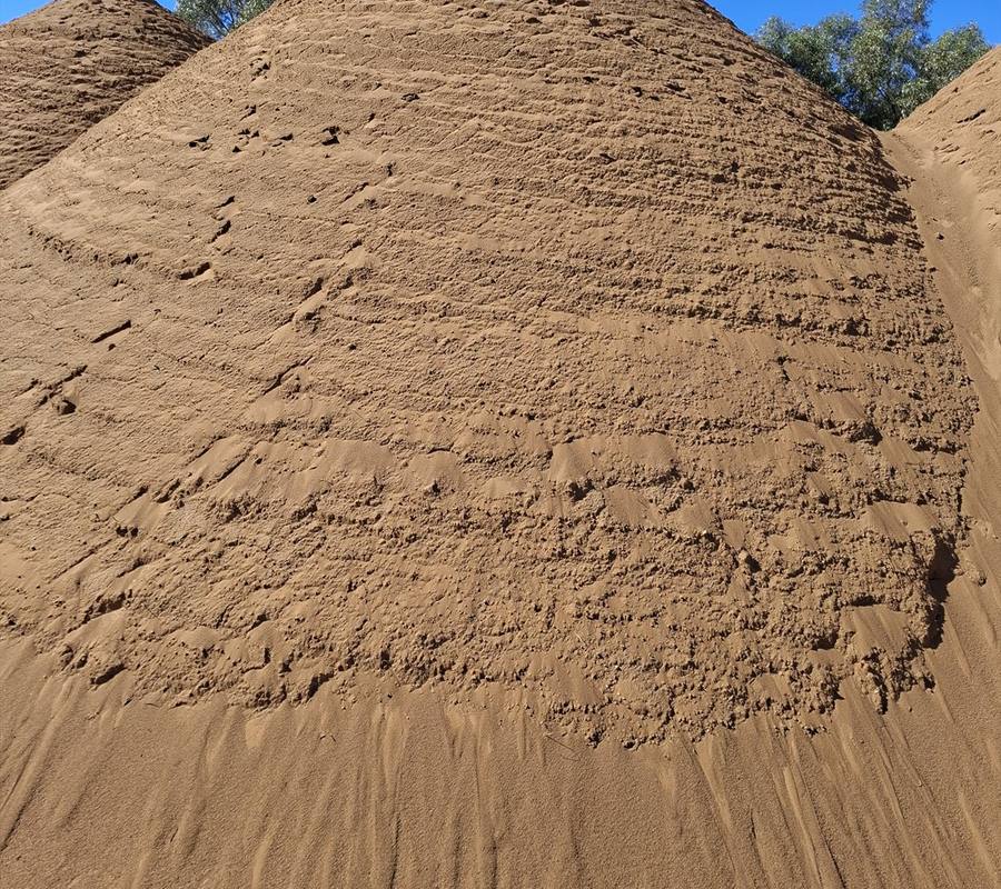 Spearwood Red (-5mm) in use on a Perth job, supplied and delivered across Perth by Red Sand Supplies